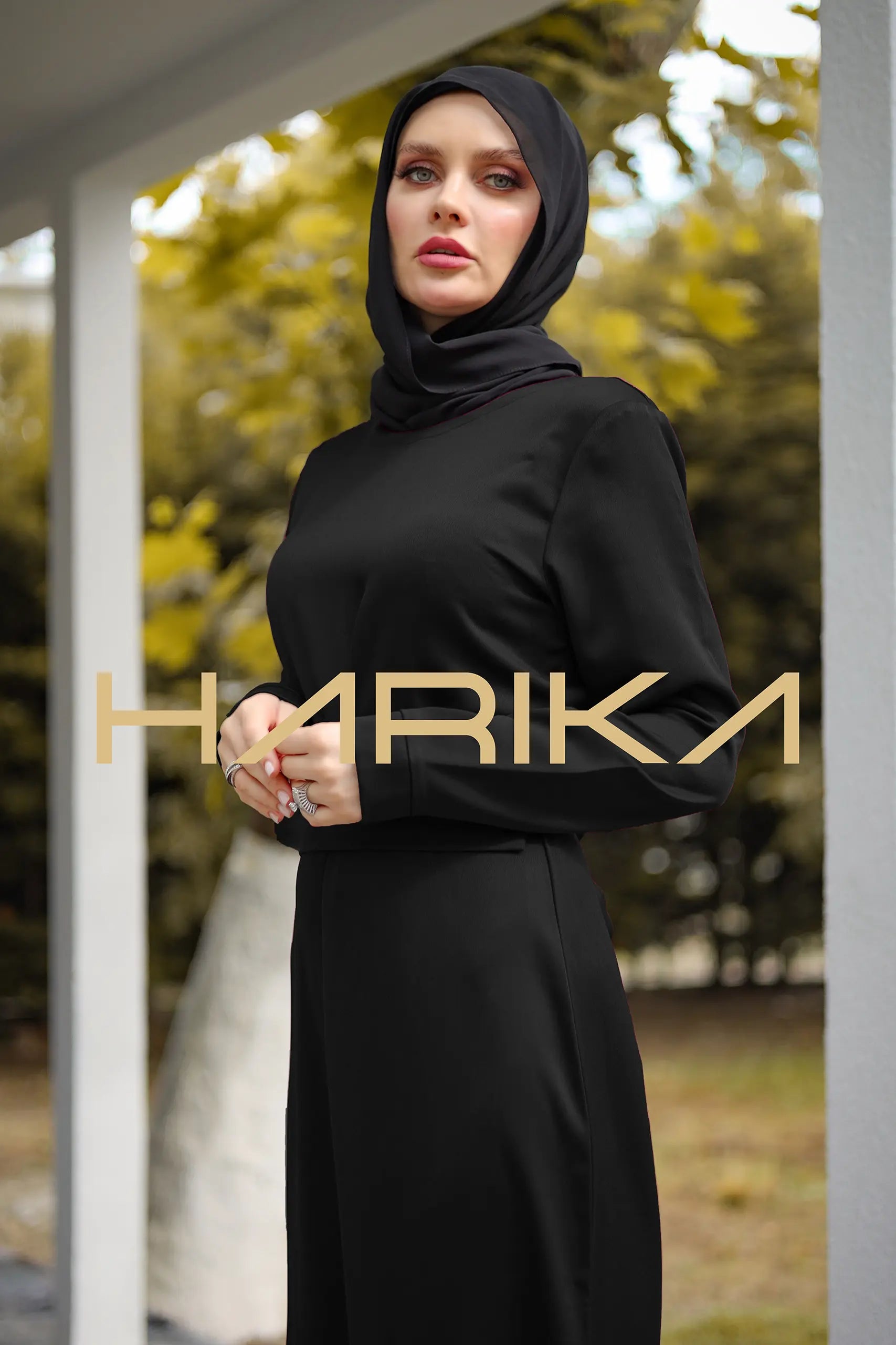 Kemerli Siyah ipek elbise - "Pratik şıklık"