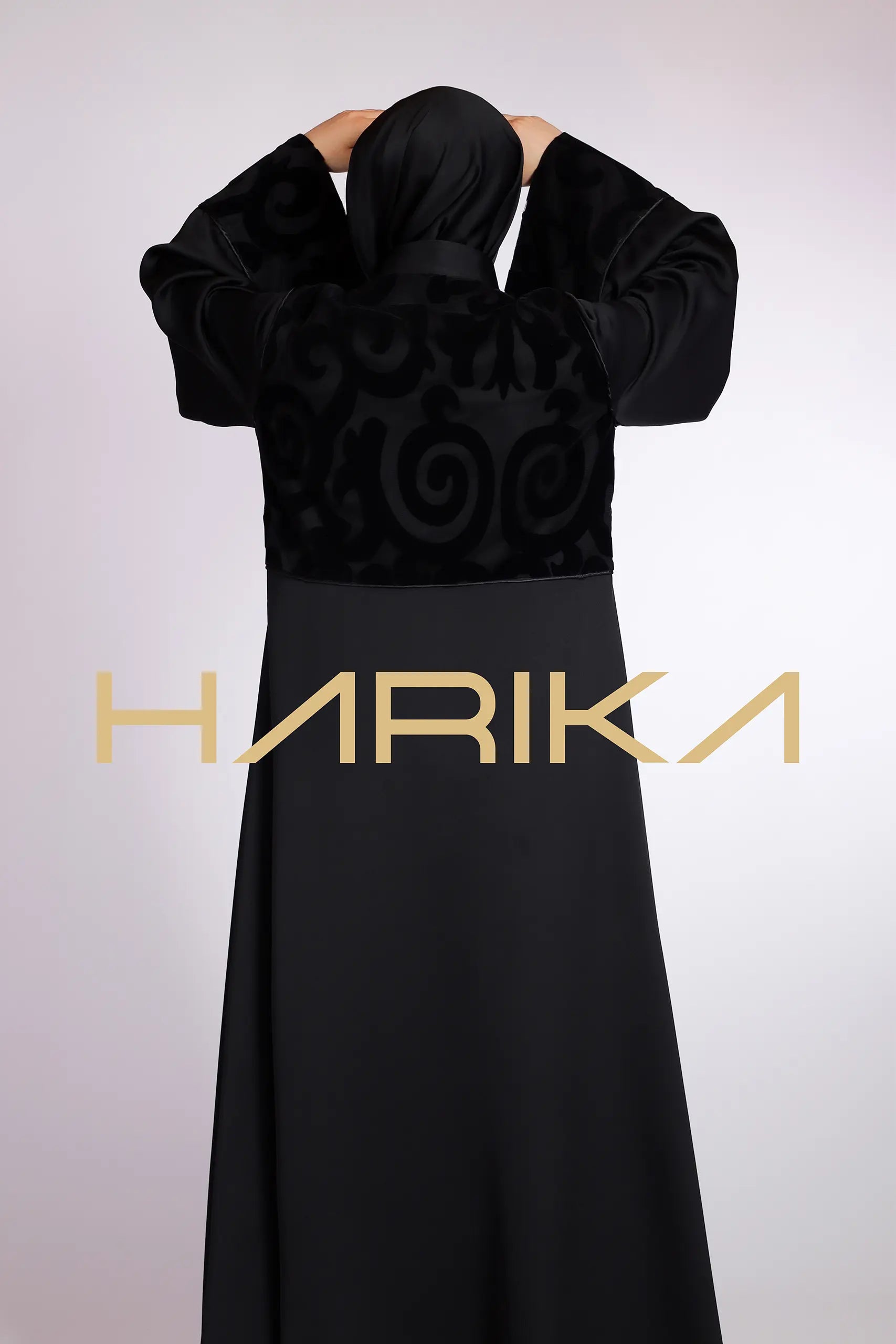 Modern Şıklık Siyah Ferace