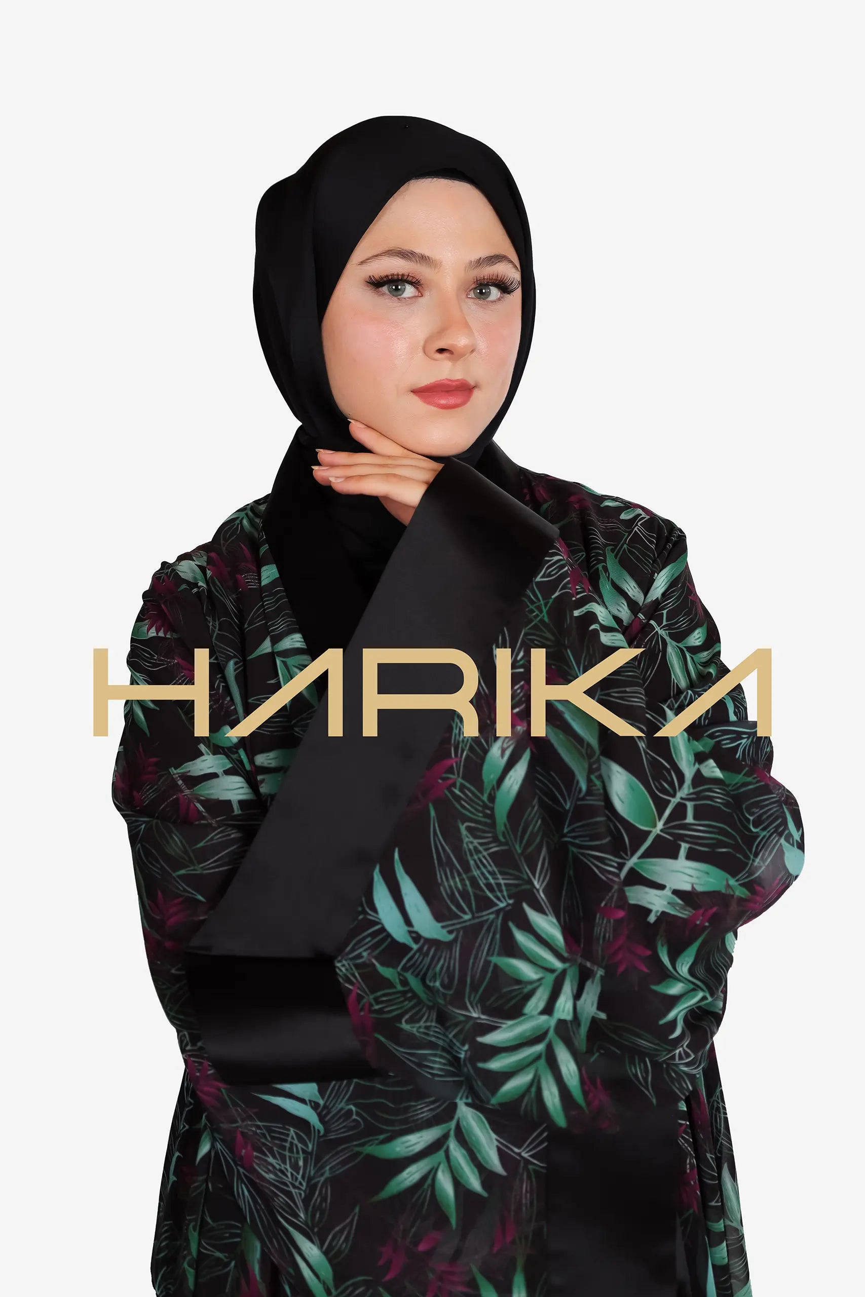 Çiçek desenli Şifon Ferace