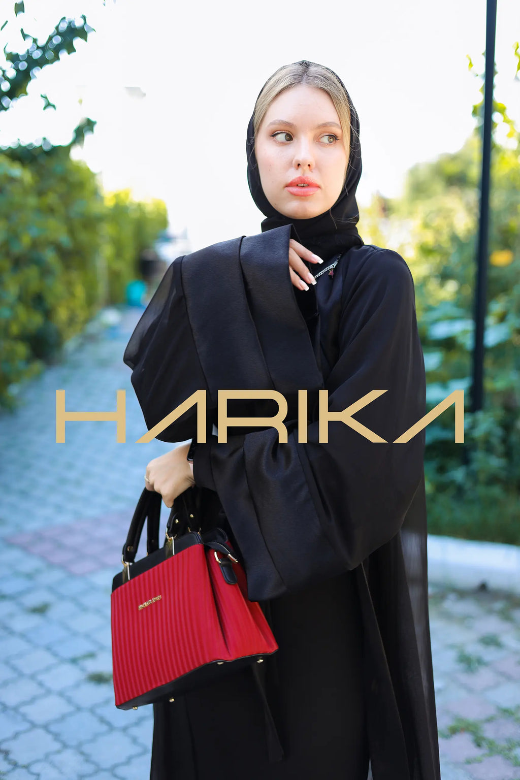 Saten kollu siyah şifon abaya