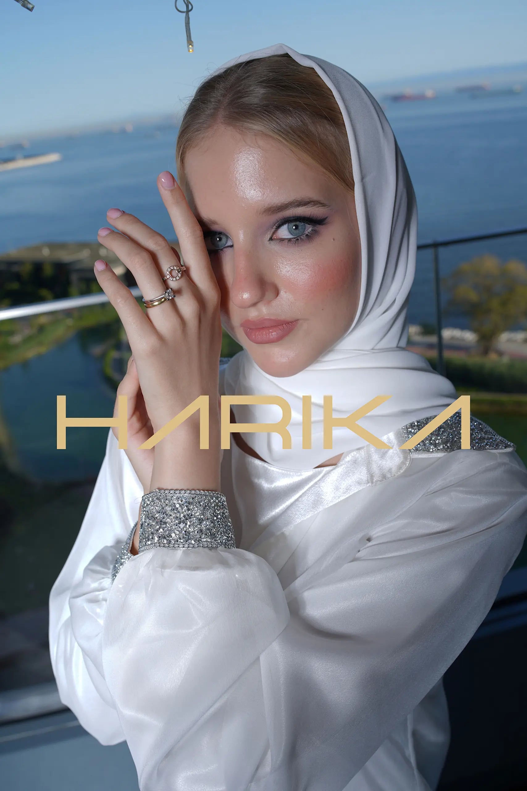 Kristal Abaya