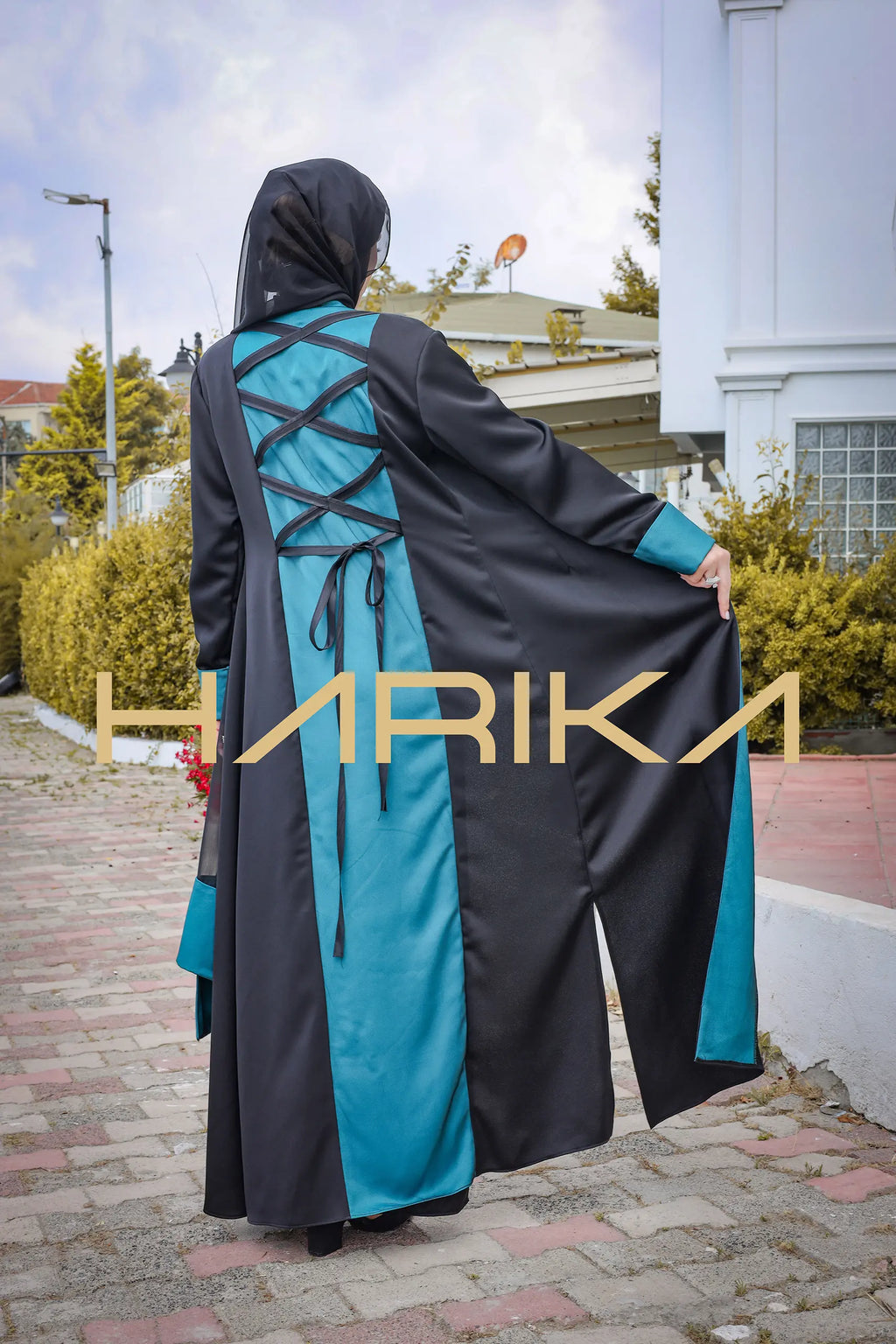 Turkuaz Ve Siyah Ipek Krep Ferace (ELBİSE DAHİL DEĞİL)