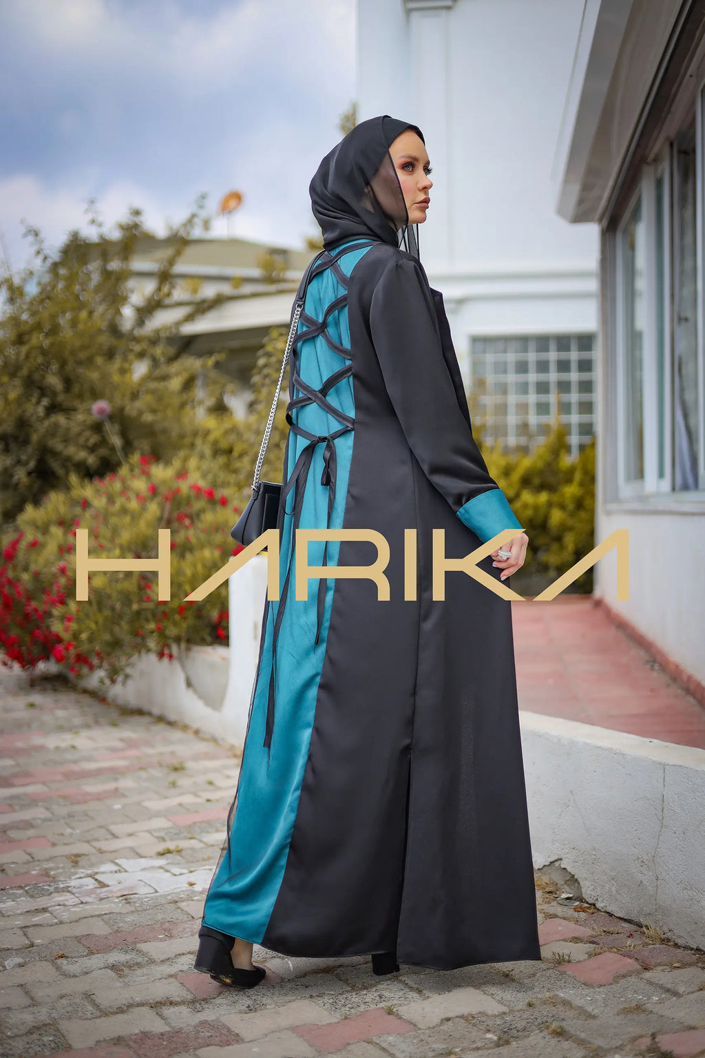 Turkuaz Ve Siyah Ipek Krep Ferace (ELBİSE DAHİL DEĞİL)