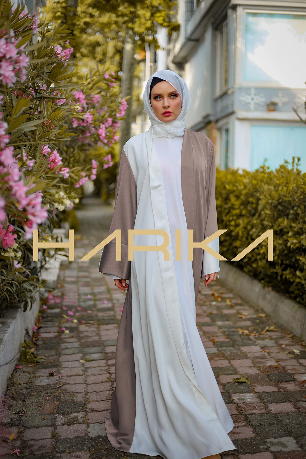 White and choco two-tone abaya