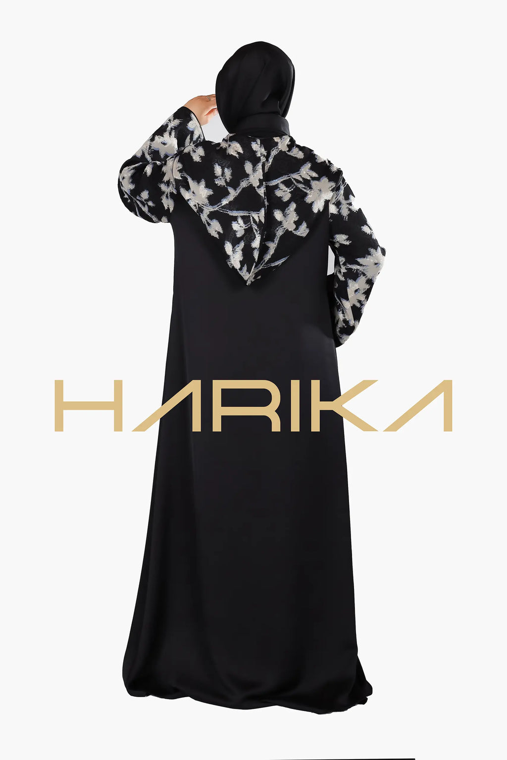 Çiçek detayli Kapşonlu ipek Krep Ferace