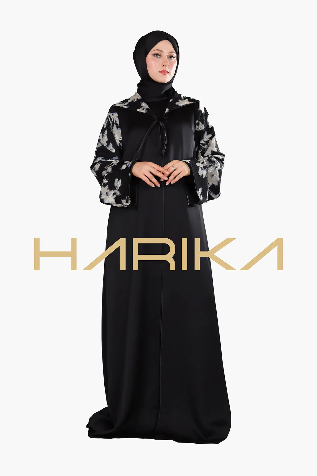 Çiçek detayli Kapşonlu ipek Krep Ferace