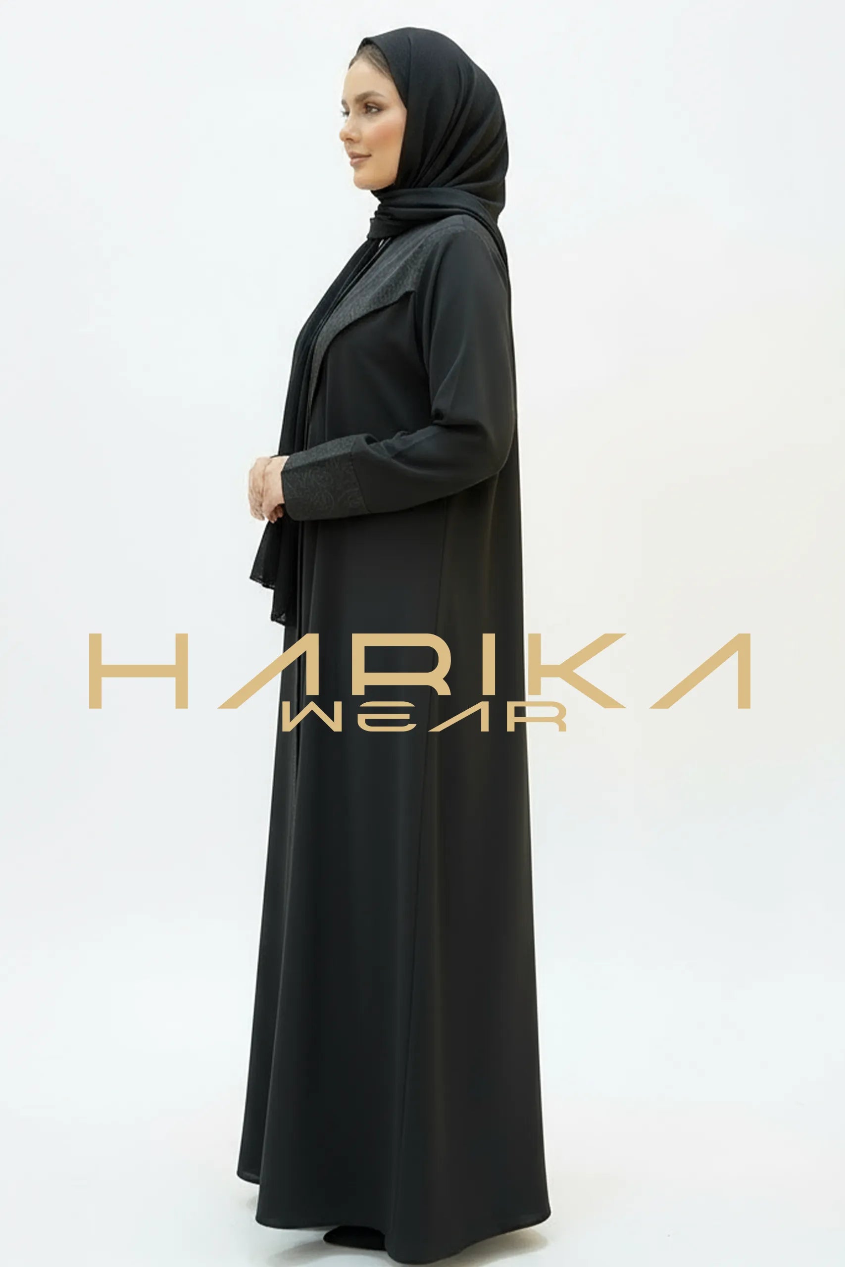 JESSİCA KUMAŞ İLE SÜSLÜ DUBAİ İPEĞİNDEN SİYAH ABAYA