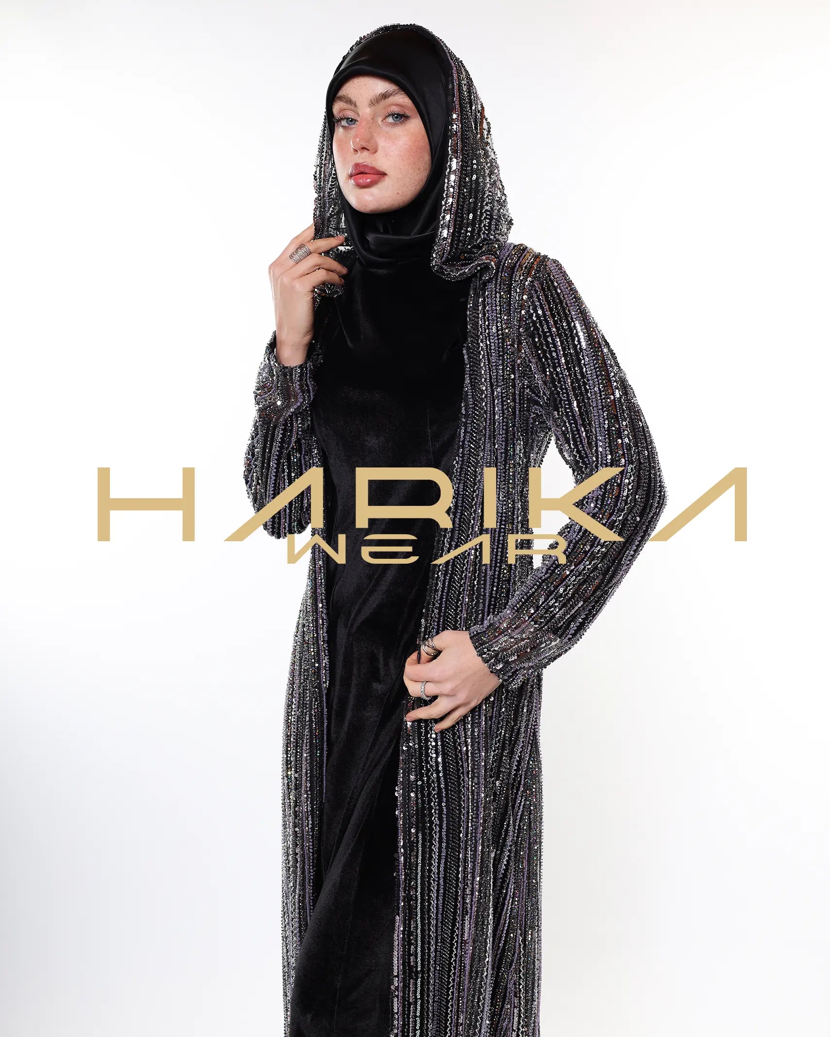 Kristallerle elle süslenmiş Siyah tül ferace