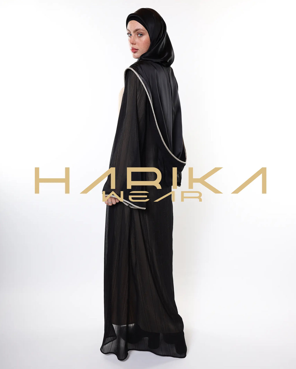 Kapüşonlu Çizgili Işıltılı Şifon Abaya