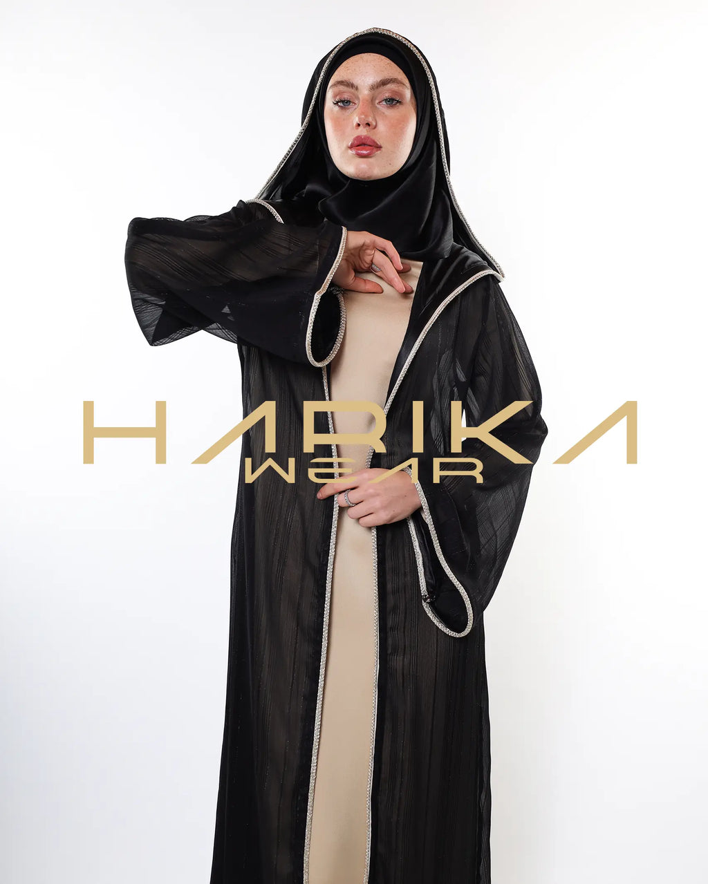 Kapüşonlu Çizgili Işıltılı Şifon Abaya