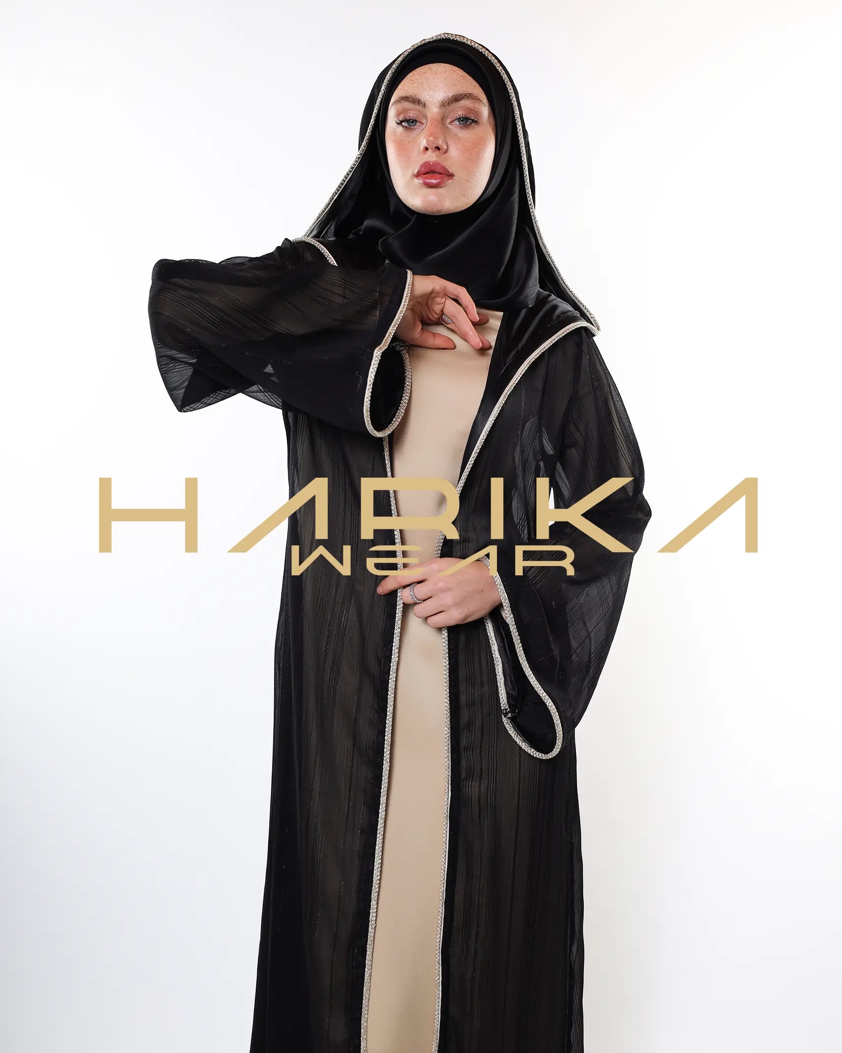 Kapüşonlu Çizgili Işıltılı Şifon Abaya