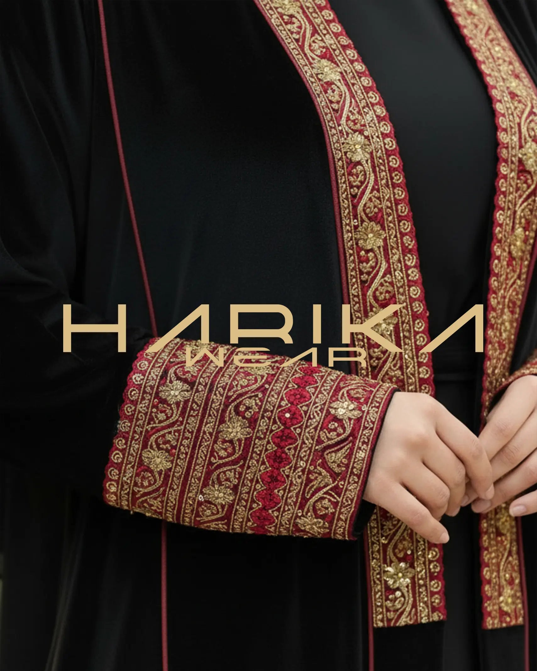 Özel renkli nakışları kadifeli Abaya