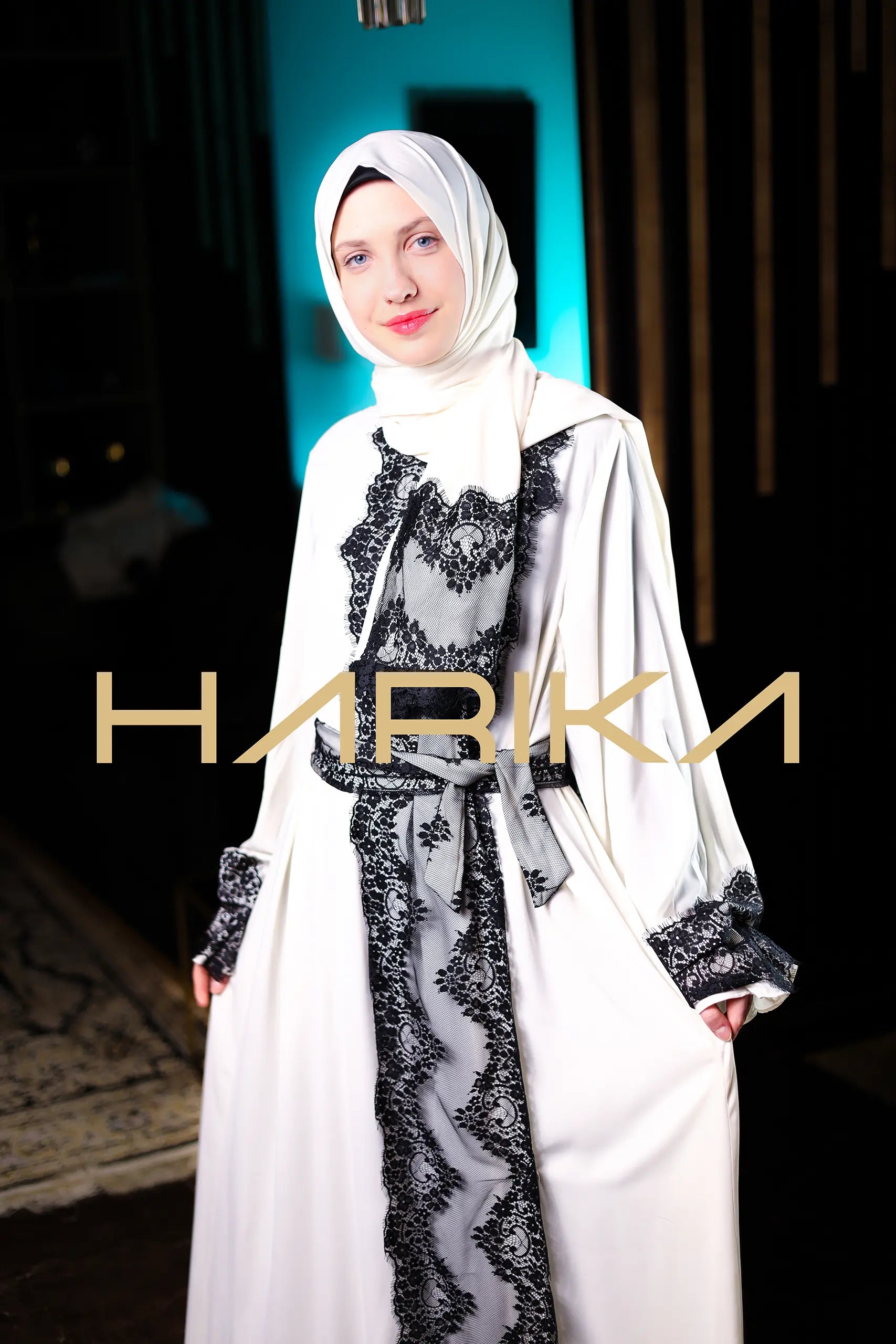 Dantel detayli Dubai ipek şallı namaz elbisesi