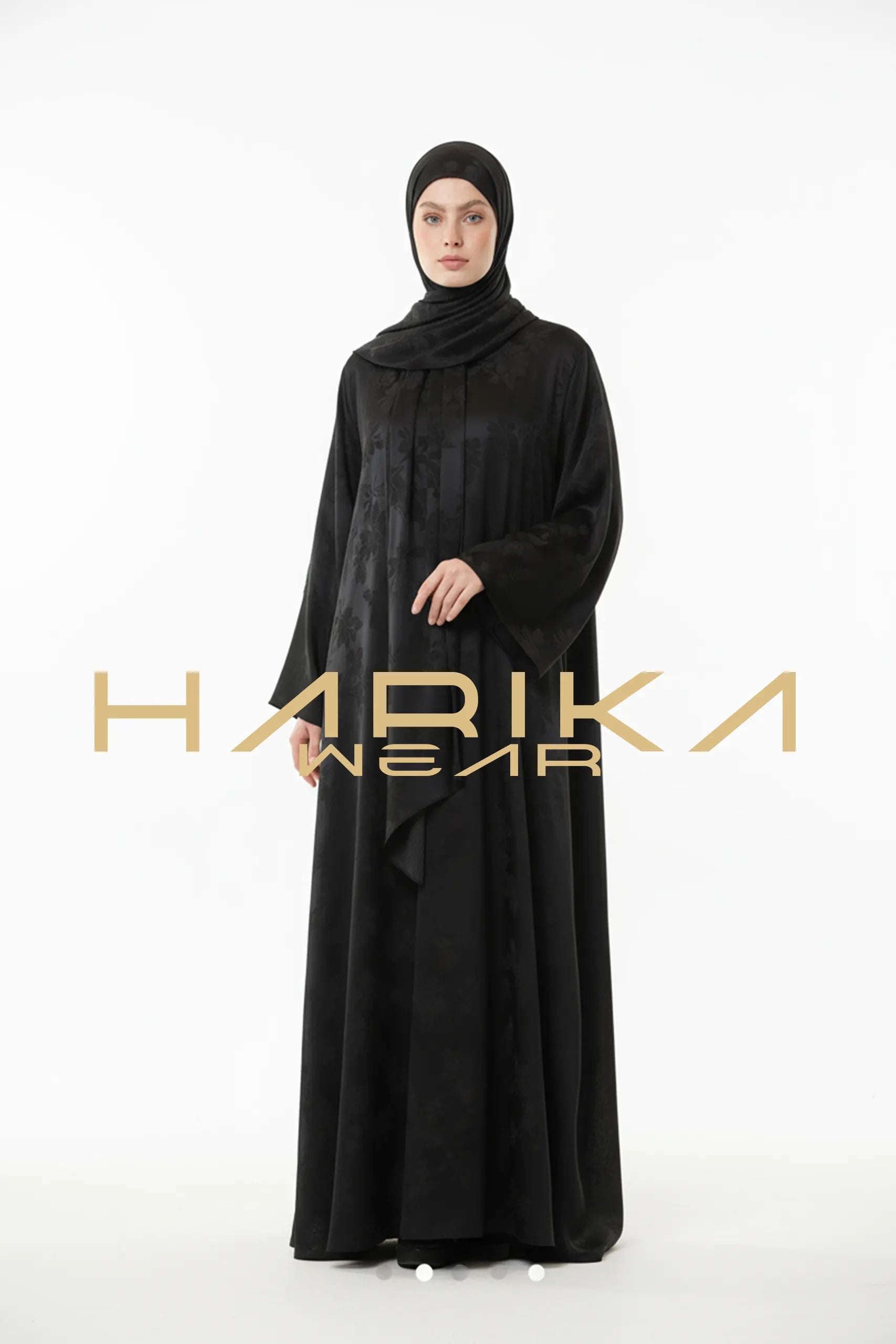 Kraliyet İpeği Namaz Elbisesi – Çiçek Desenleriyle Işıltı (Şal Hediye)