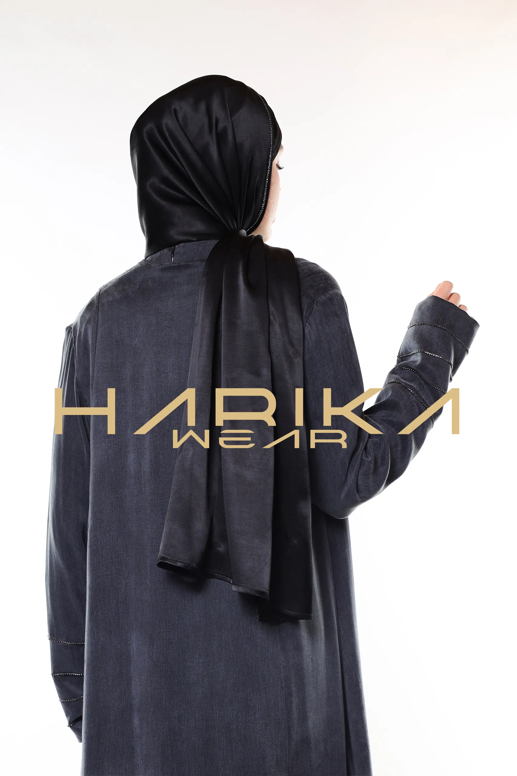 Siyah Düz Şal - Hafif, ipeksi dokunuşlu ve şık