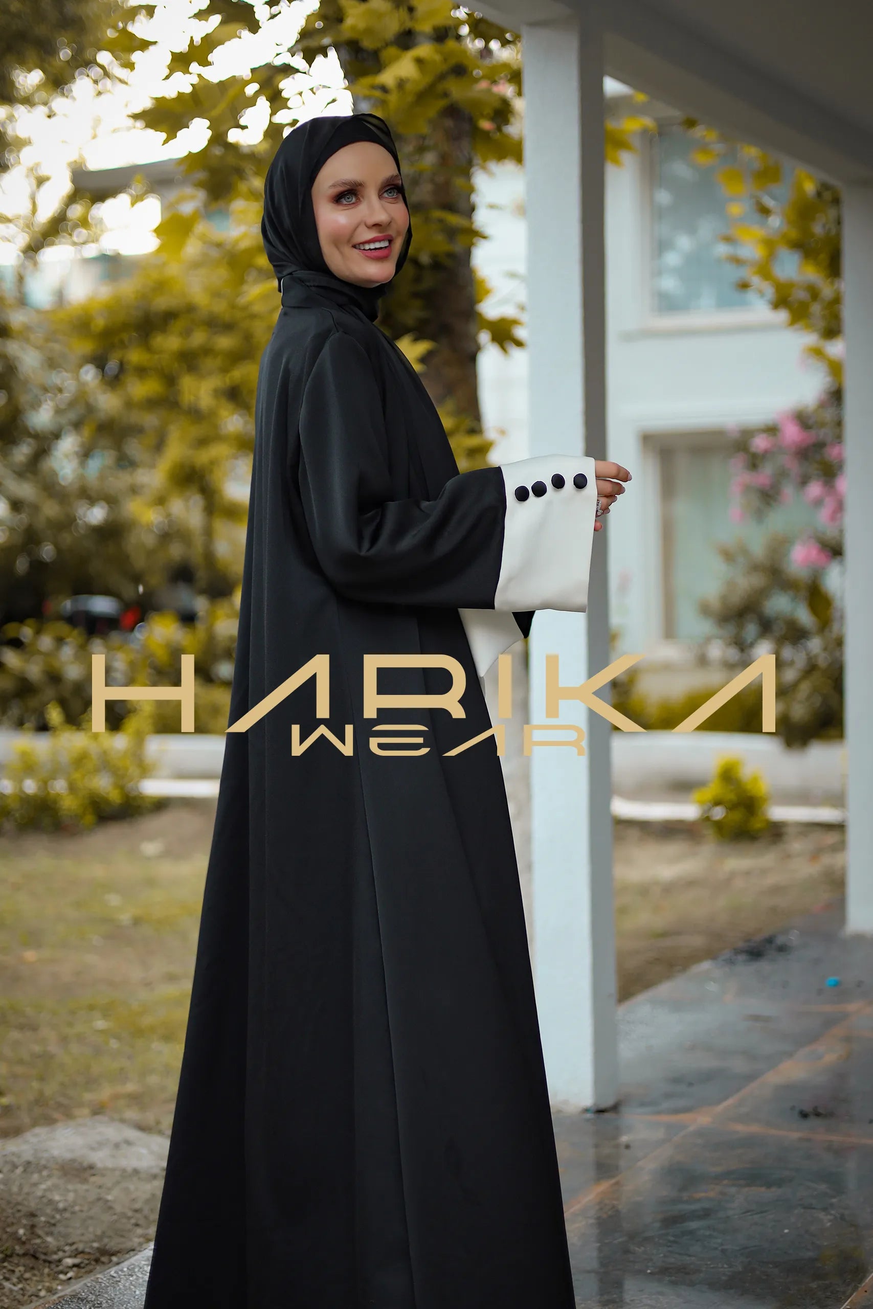 siyah ve beyaz iki Renkli ferace